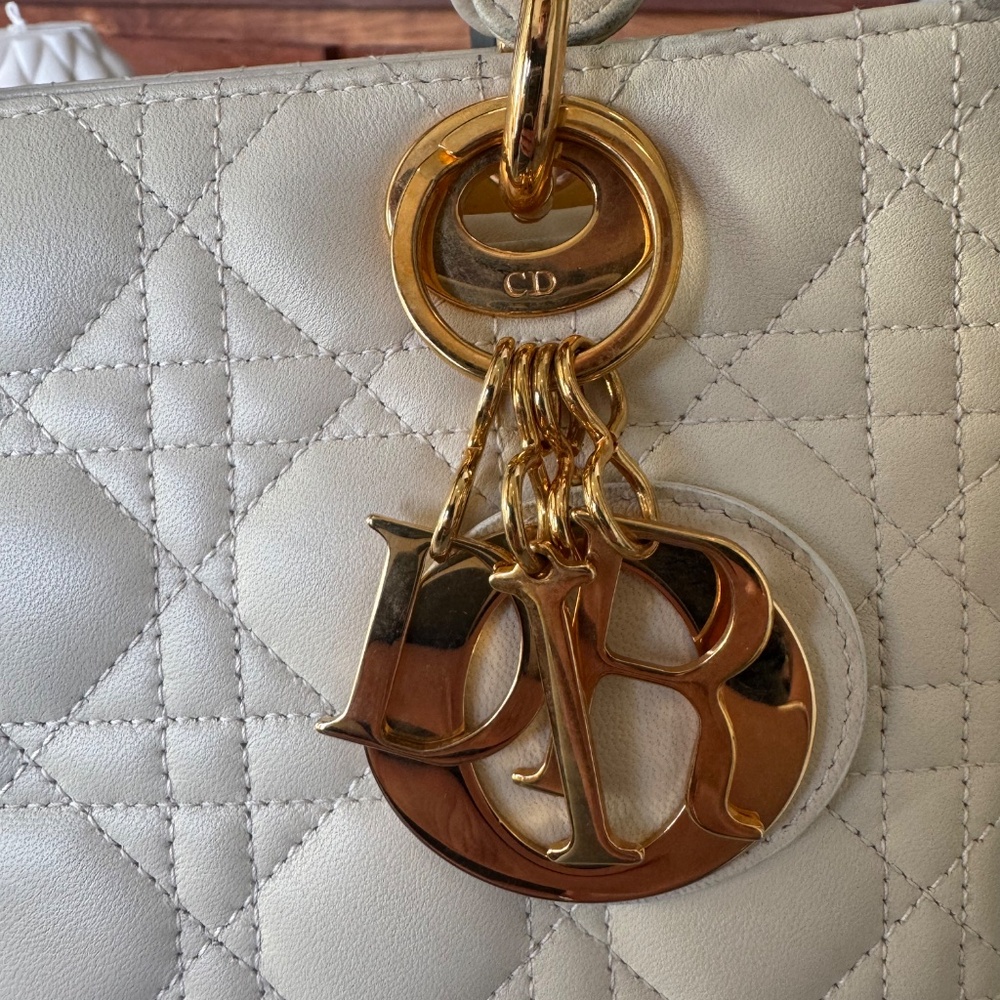 Christian Dior Medium Lady Dior - Cream Lambskin - Picture 5 of 11